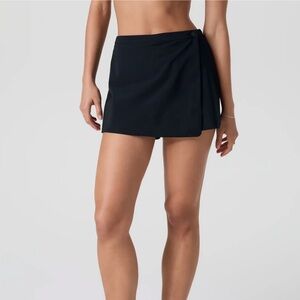 Vuori Black Miles Sport Skirt